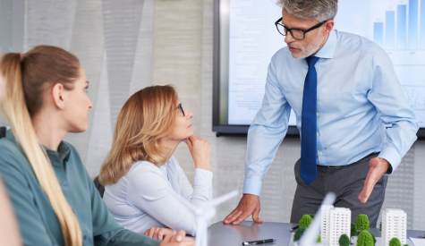 Как стать Специалистом по управлению в сфере ЖКХ с нуля – что нужно знать